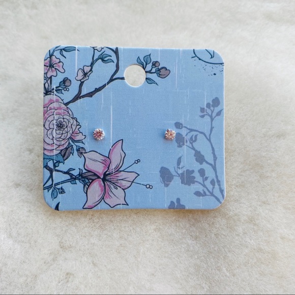 | .925 Silver Cz Dainty Studs 3mm| (one pair) - Picture 6 of 8